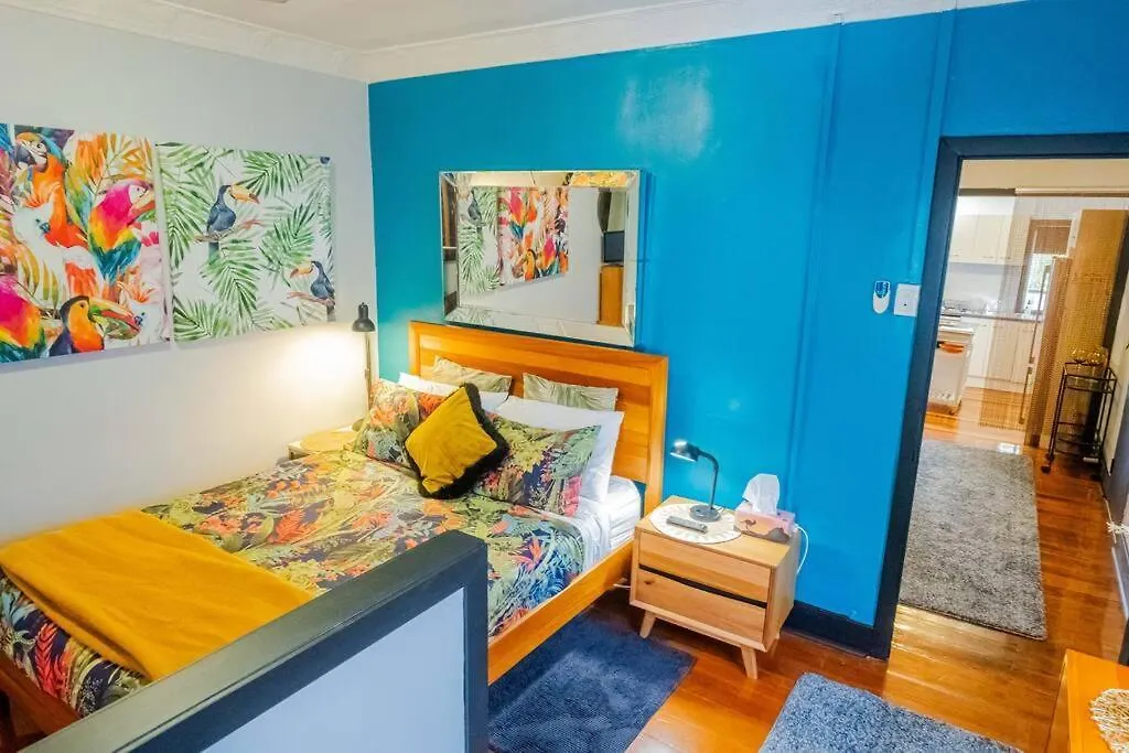 Art Deco Retreat, Shops & Cafes, Public Street Parking Lejlighed Brisbane Australien